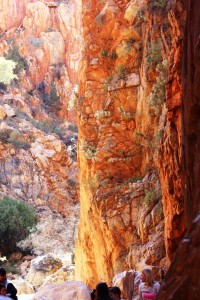 Colours in the rocks behind Standly Chasm