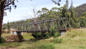 Kingwill Bridge over Crooked River west of Dargo.